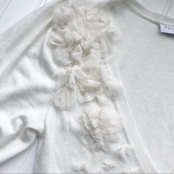 •Trina Turk• floral appliqué tunic sweater - Picture 5 of 7